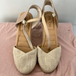 Me Too Women's Cream Sandals